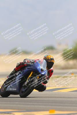 media/Sep-30-2023-SoCal Trackdays (Sat) [[636657bffb]]/Turn 15 (1120am)/